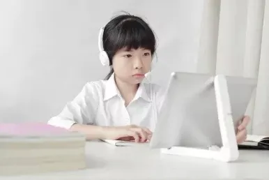 大卫熊英语(儿童英语学习软件)